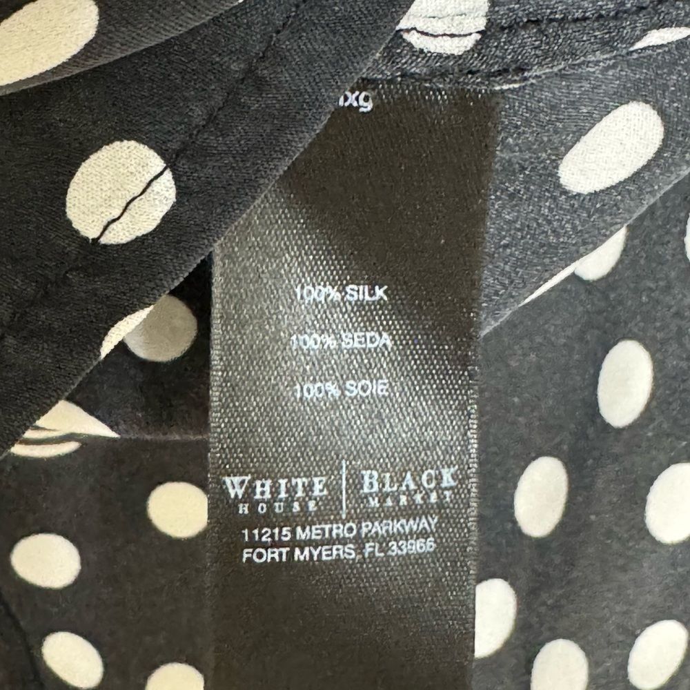 White House Black Market 100% Silk Black White Polka Dot Button Down Shirt Sz 4 - Picture 6 of 7
